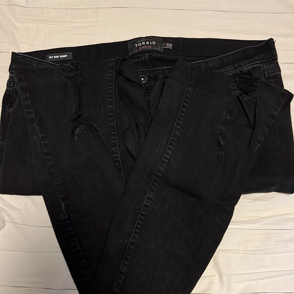 Sky high skinny - Picture 2 of 2